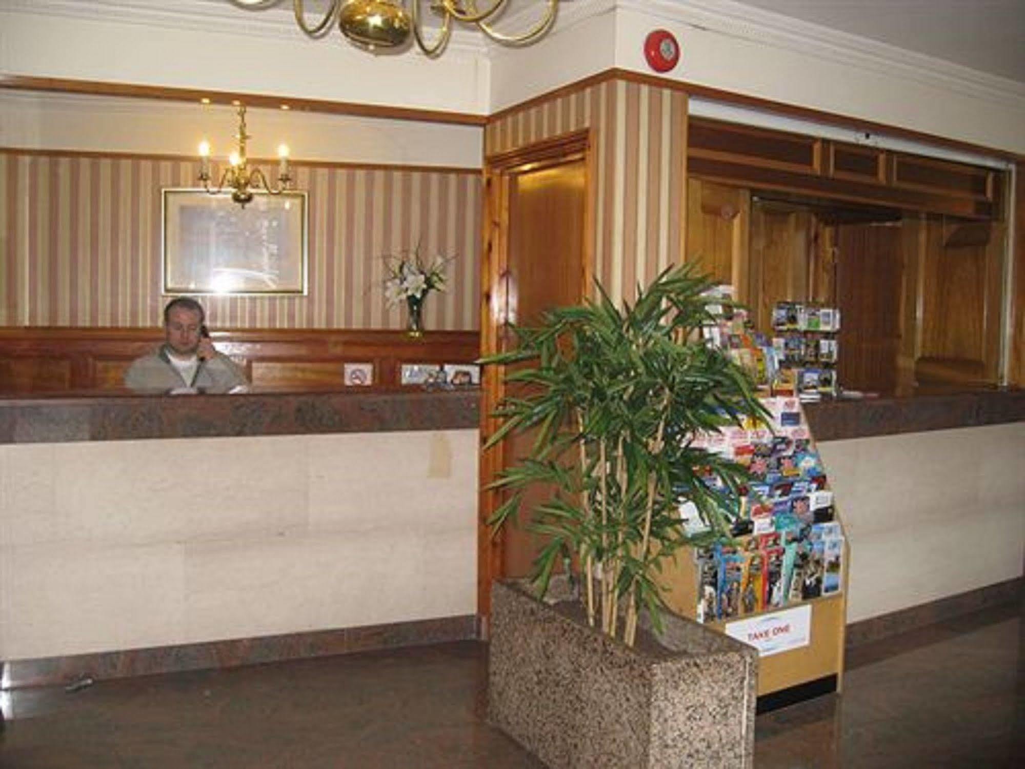 Carlton Hotel Londyn Zewnętrze zdjęcie