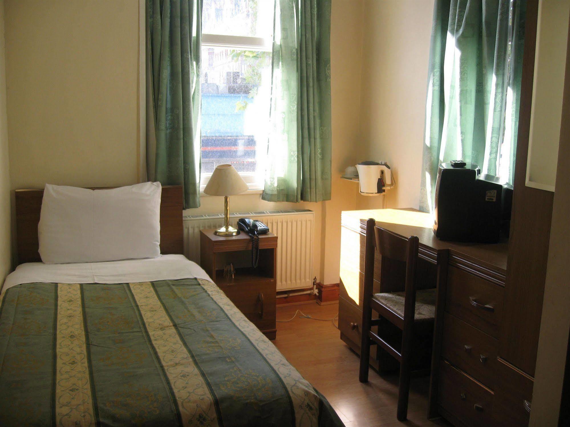 Carlton Hotel Londyn Zewnętrze zdjęcie